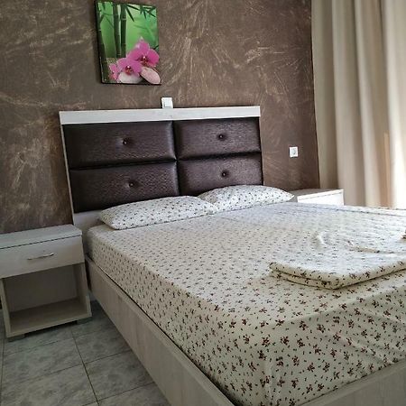 Lazaros Apartments Олимпиаки-Акти Экстерьер фото