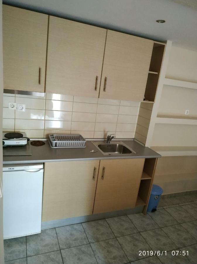 Lazaros Apartments Олимпиаки-Акти Экстерьер фото